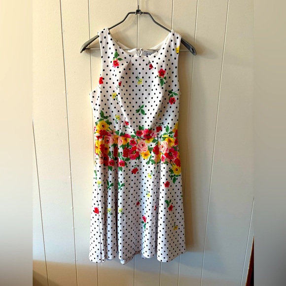 Elle women’s small White and Black Fit and Flare Sundress floral polka dot dress - Picture 1 of 9